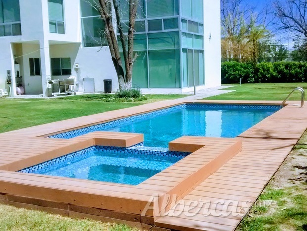 Piscina en casa habitación 