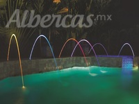 Dale color a tu piscina con reflectores leds que cambian de color y ahorran energia